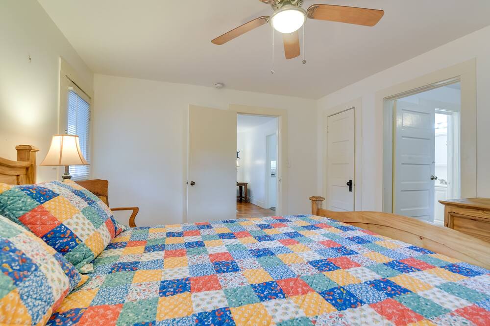 Photo of Bedroom in Alvin