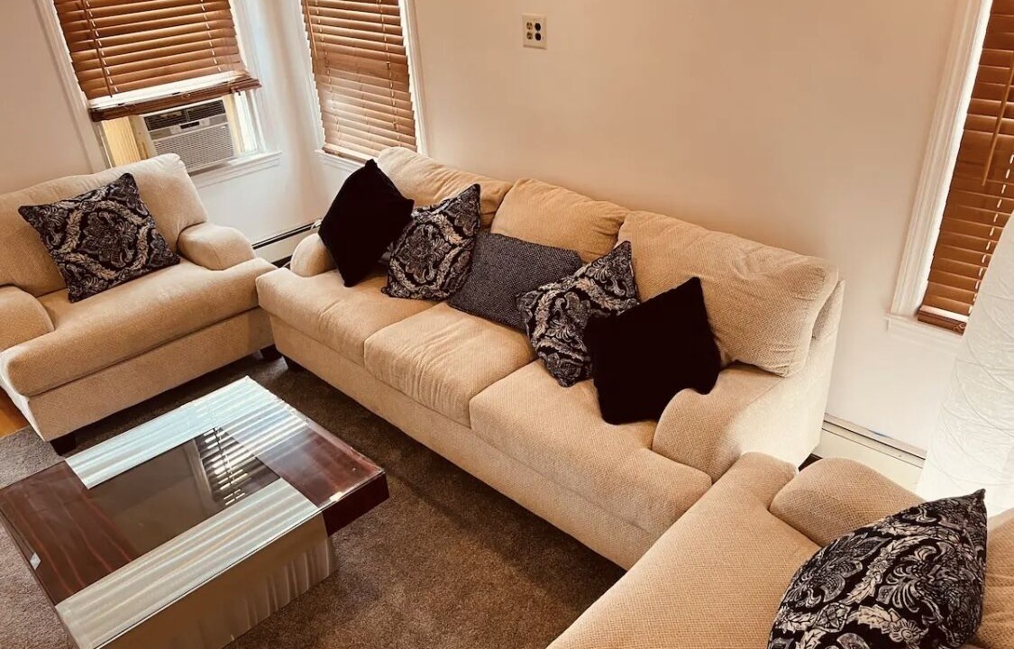 Photo of Livingroom in Valley Stream