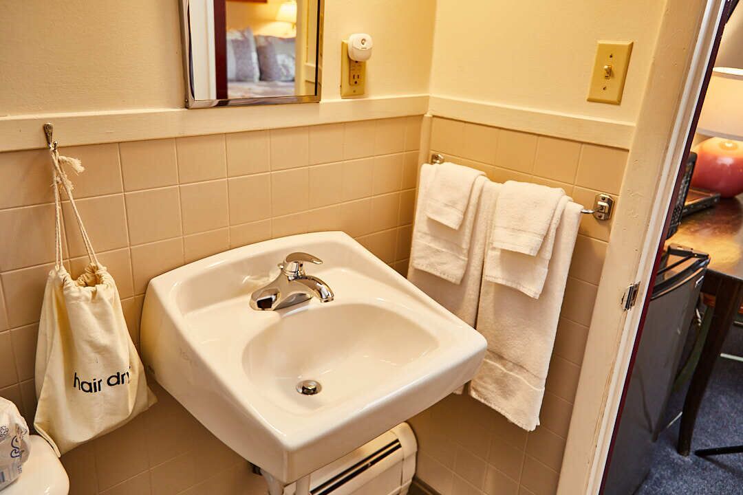 Photo of Bathroom in Shaftsbury