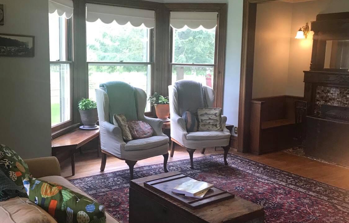 Photo of Livingroom in Davis