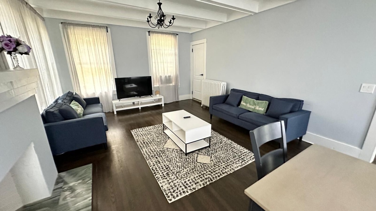 Photo of Livingroom in White Plains