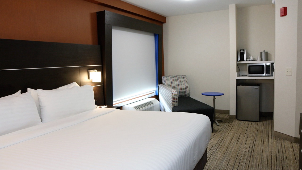 Photo of Bedroom in Alabaster