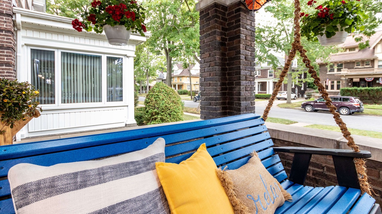 Photo of Outdoor in Downtown Niagara Falls