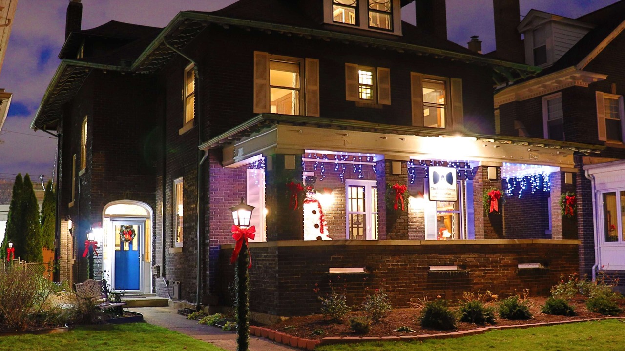 Photo of Outdoor in Downtown Niagara Falls