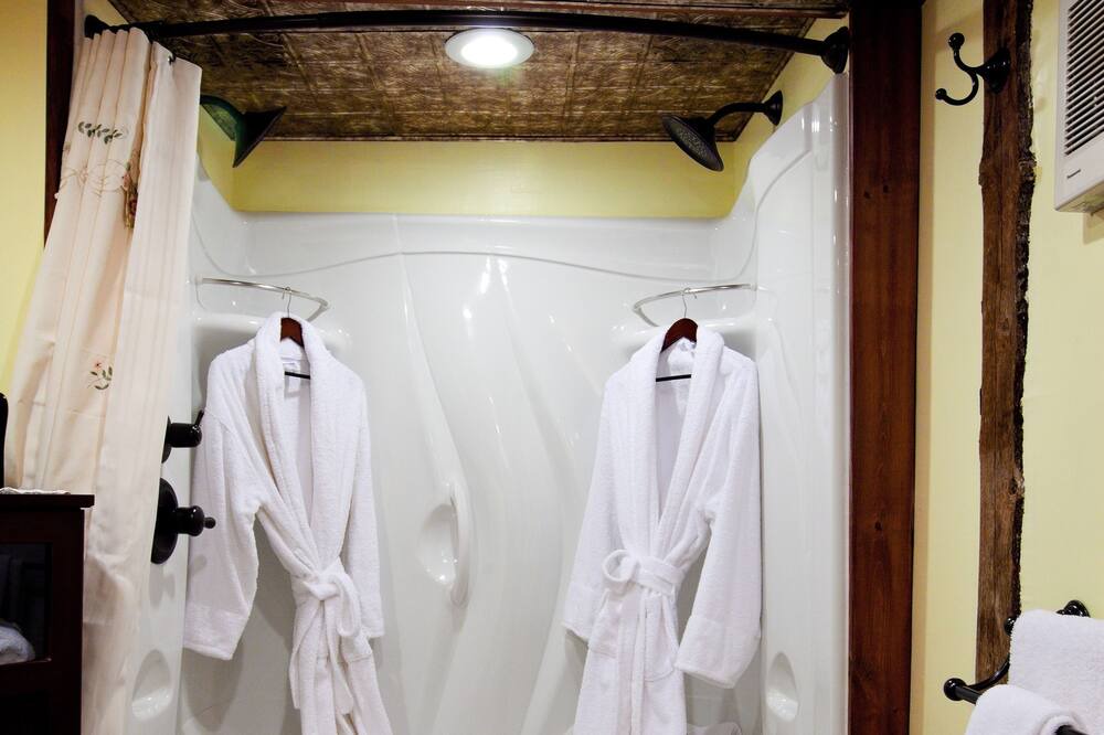 Photo of Bathroom in Chester Depot