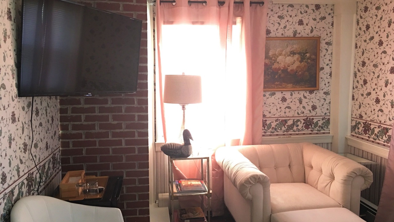 Photo of Bedroom in Center Lovell