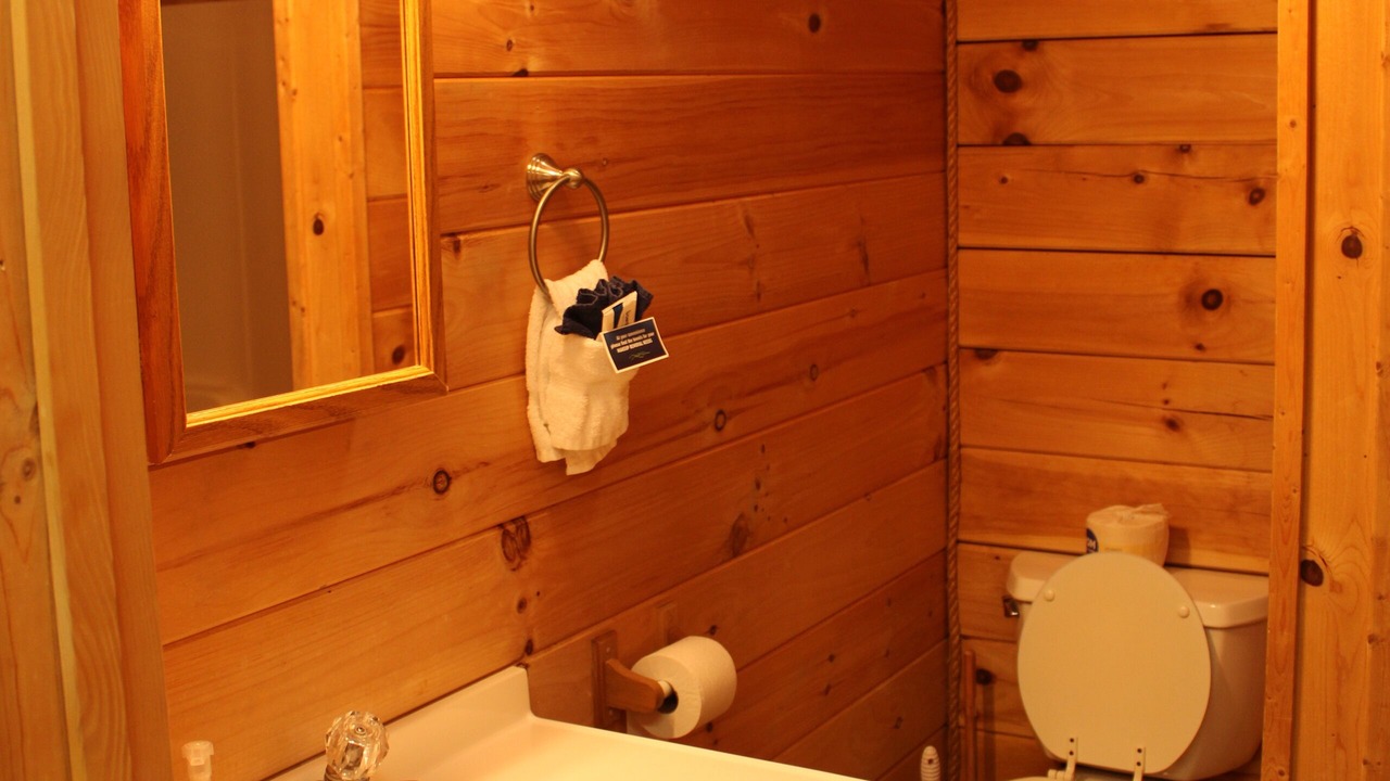 Photo of Bathroom in Hico