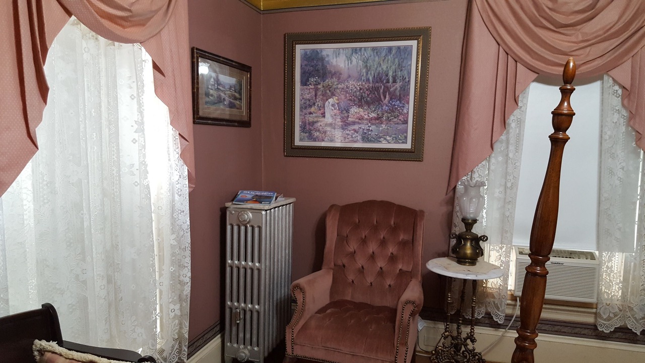 Photo of Bedroom in Bethel
