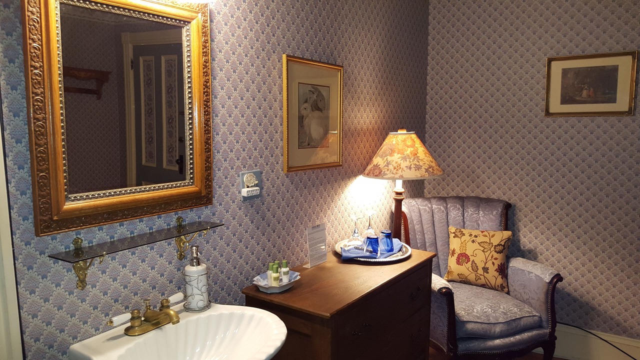 Photo of Bedroom in Bethel