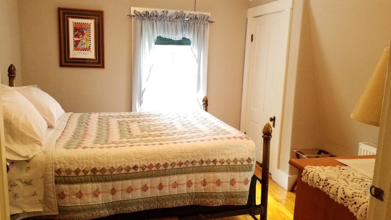 Photo of Bedroom in Chocorua