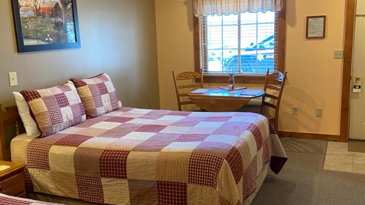 Photo of Bedroom in Thayerville