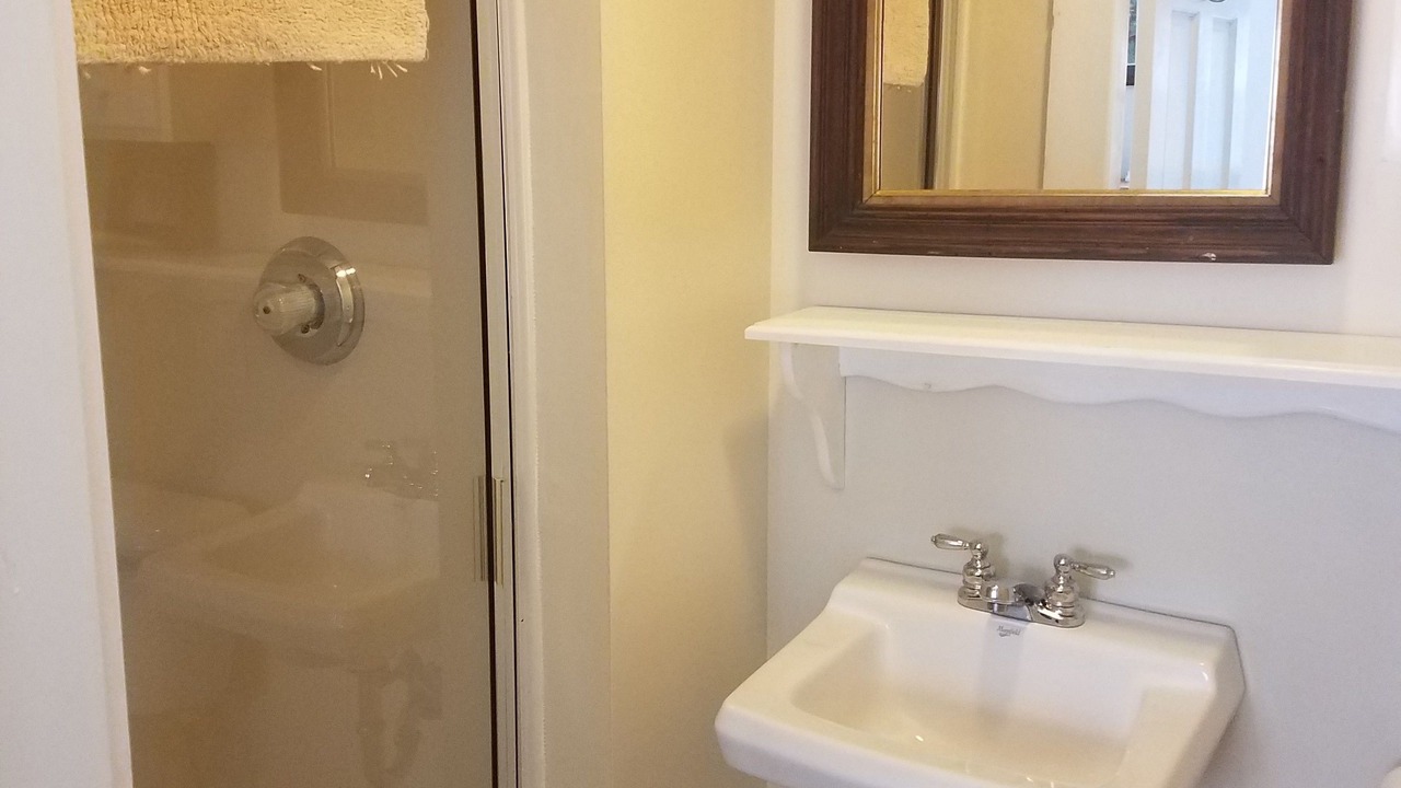 Photo of Bathroom in Tilton