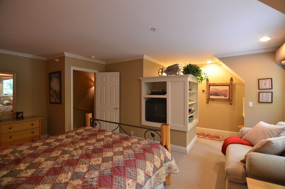 Photo of Bedroom in Ludlow