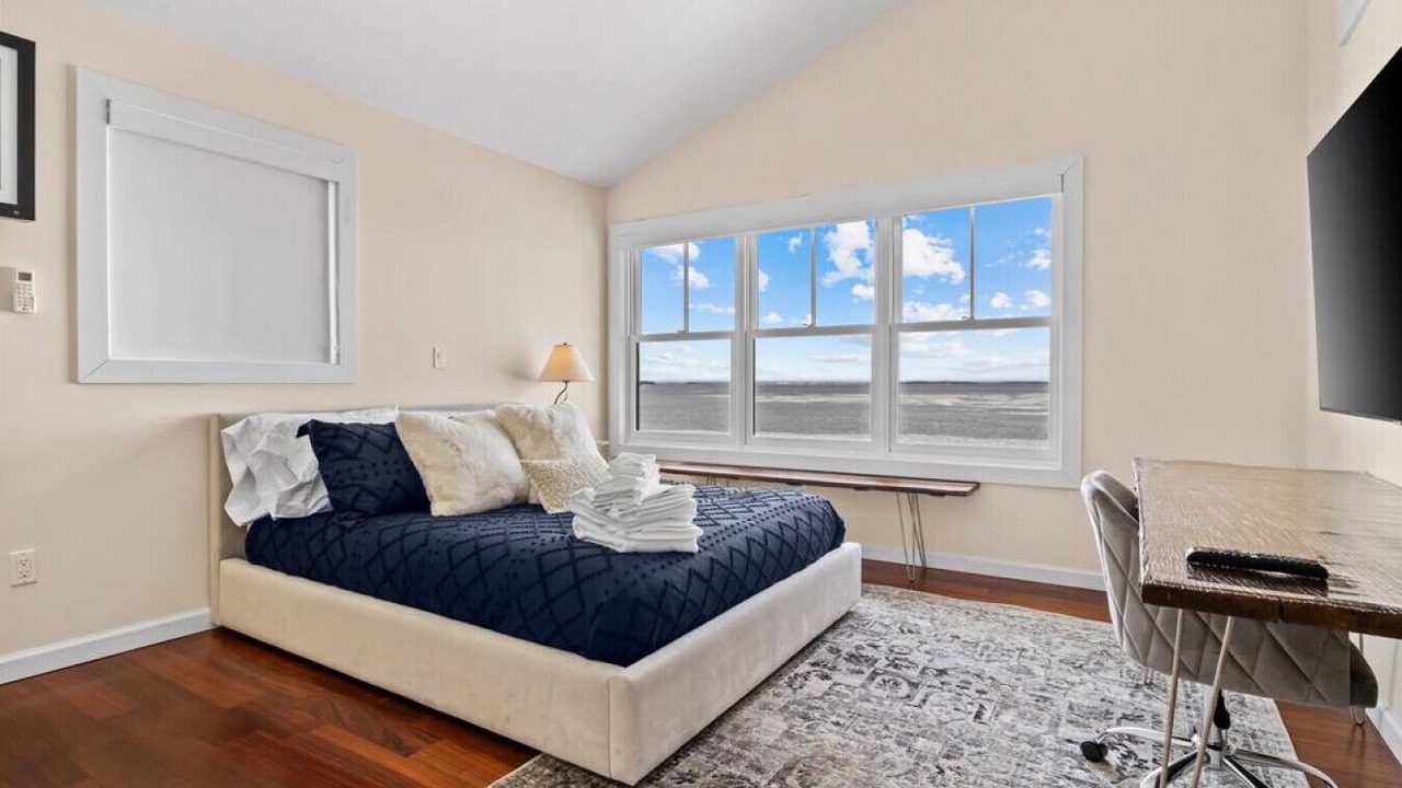 Photo of Bedroom in Malletts Bay