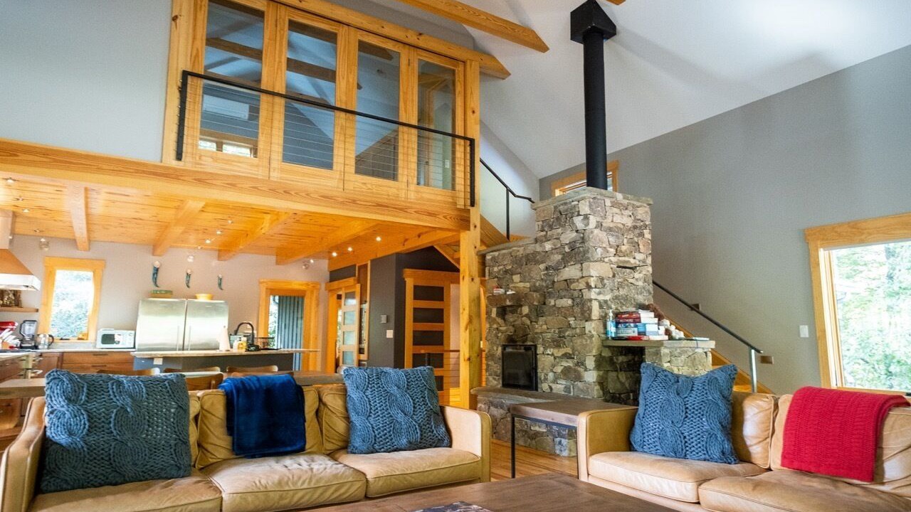 Photo of Livingroom in Pisgah Forest