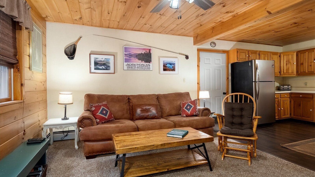 Photo of Livingroom in Eagle Bay