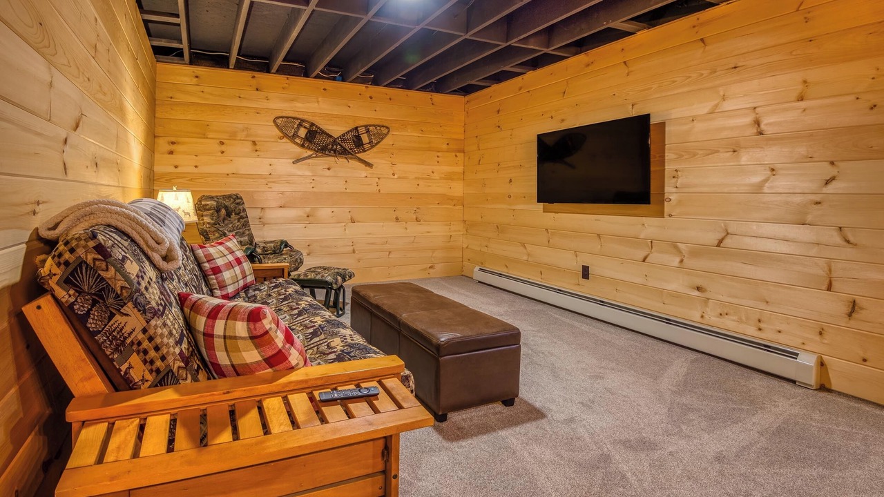 Photo of Bedroom in Oquossoc