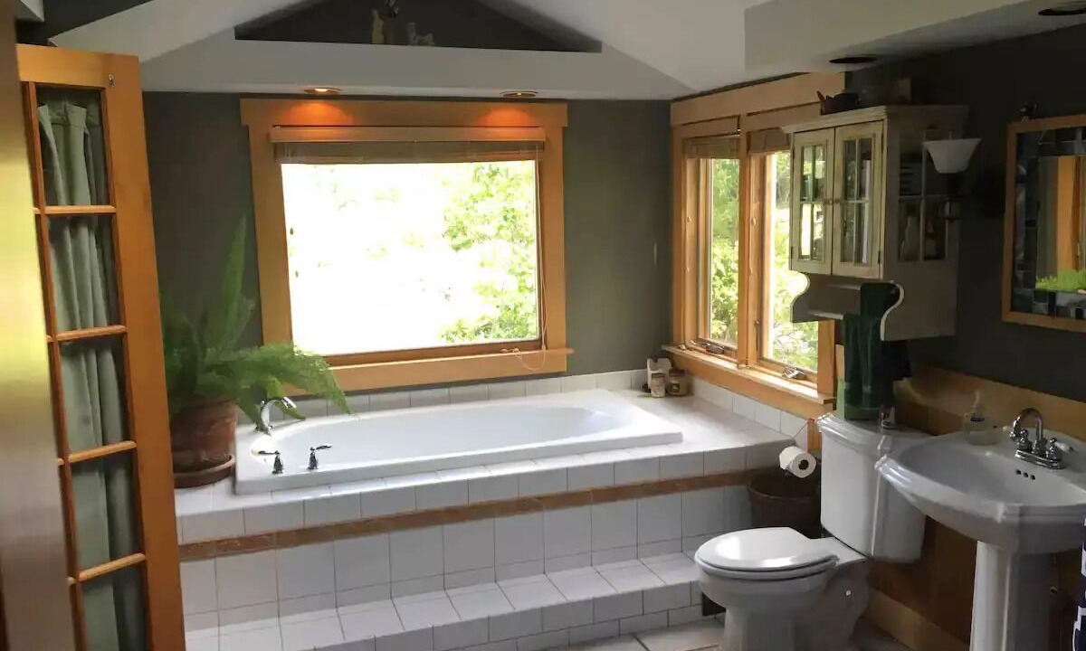 Photo of Bathroom in Orchard Park