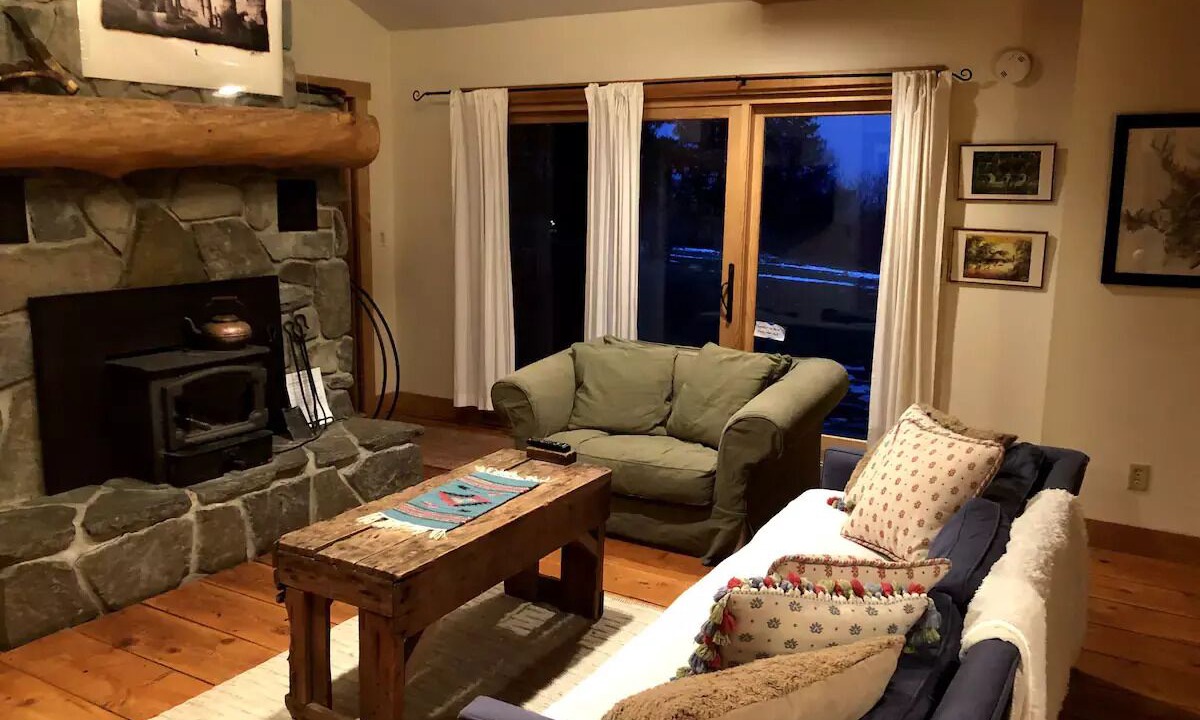 Photo of Livingroom in Orchard Park