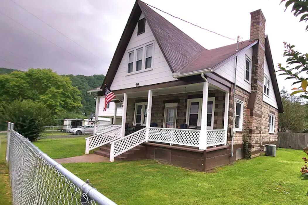 Photo of Outdoor in Meadow Bridge
