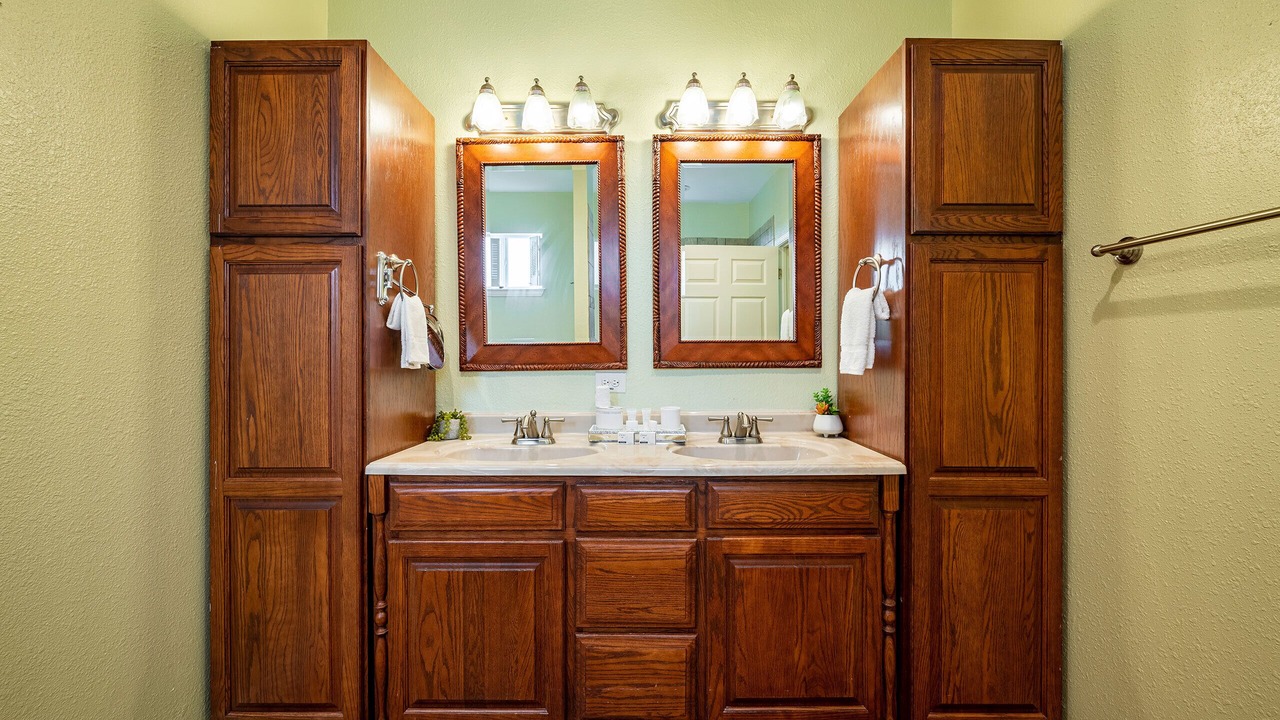 Photo of Bathroom in Dickinson