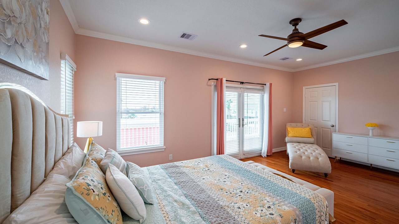 Photo of Bedroom in Dickinson