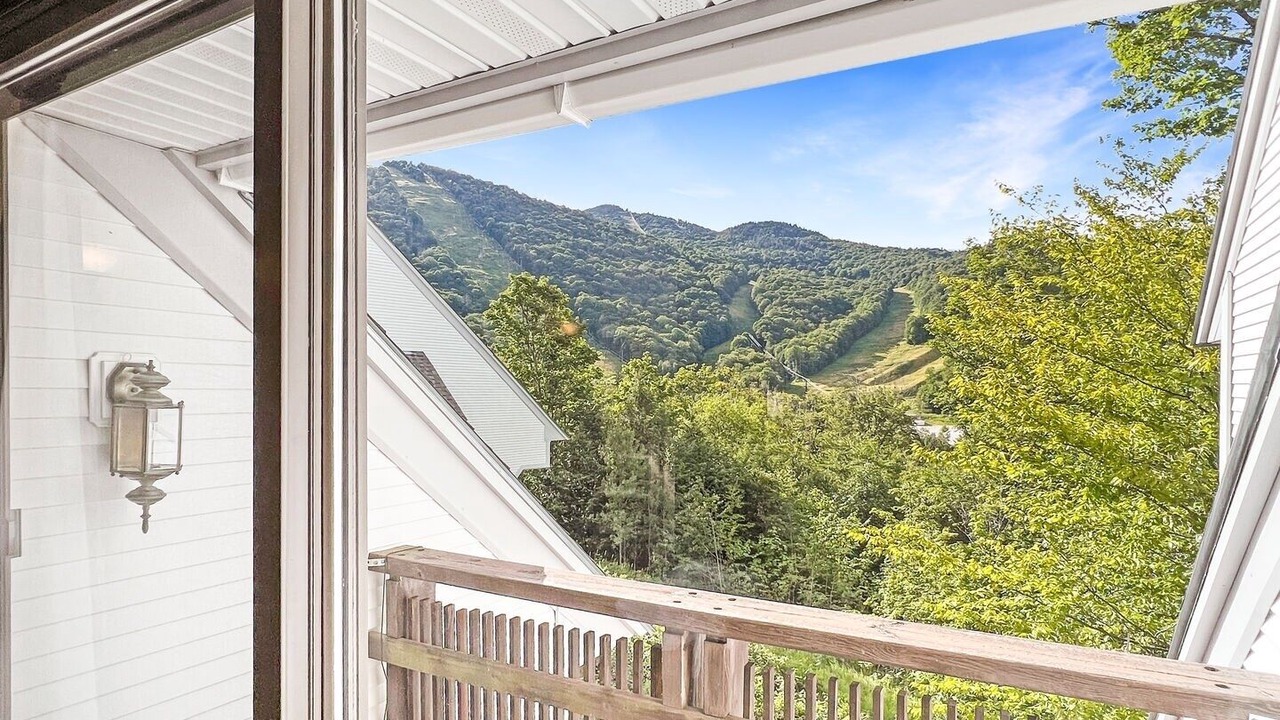 Photo of Patio Balcony in Central Vermont- Killington