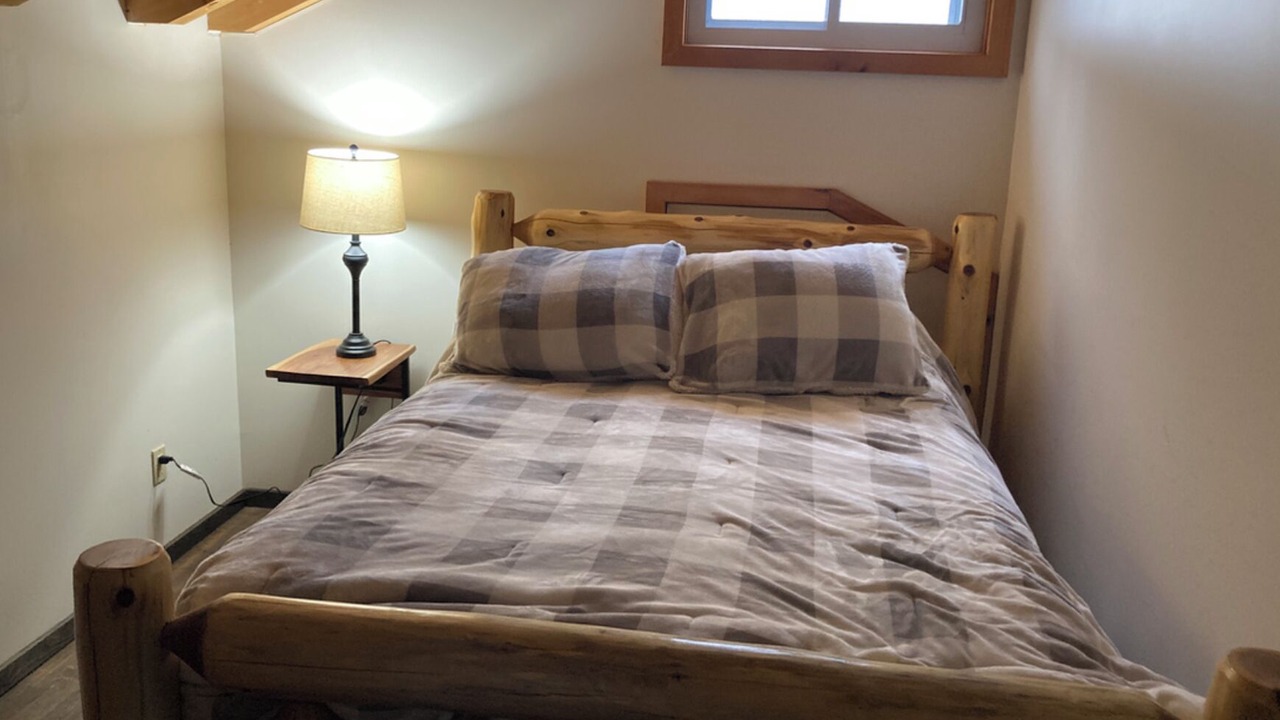 Photo of Bedroom in Kingfield