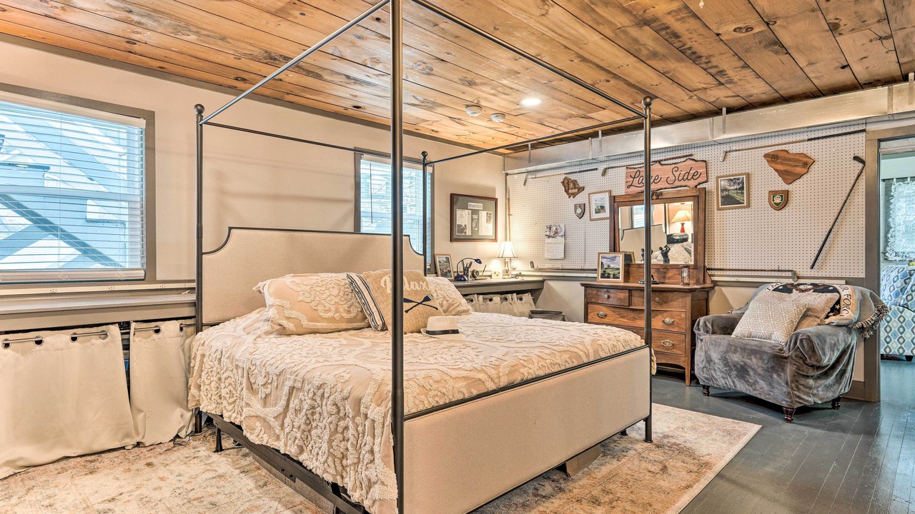Photo of Bedroom in Bemus Point