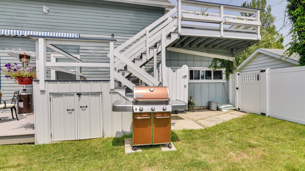 Photo of Patio Balcony in Bemus Point