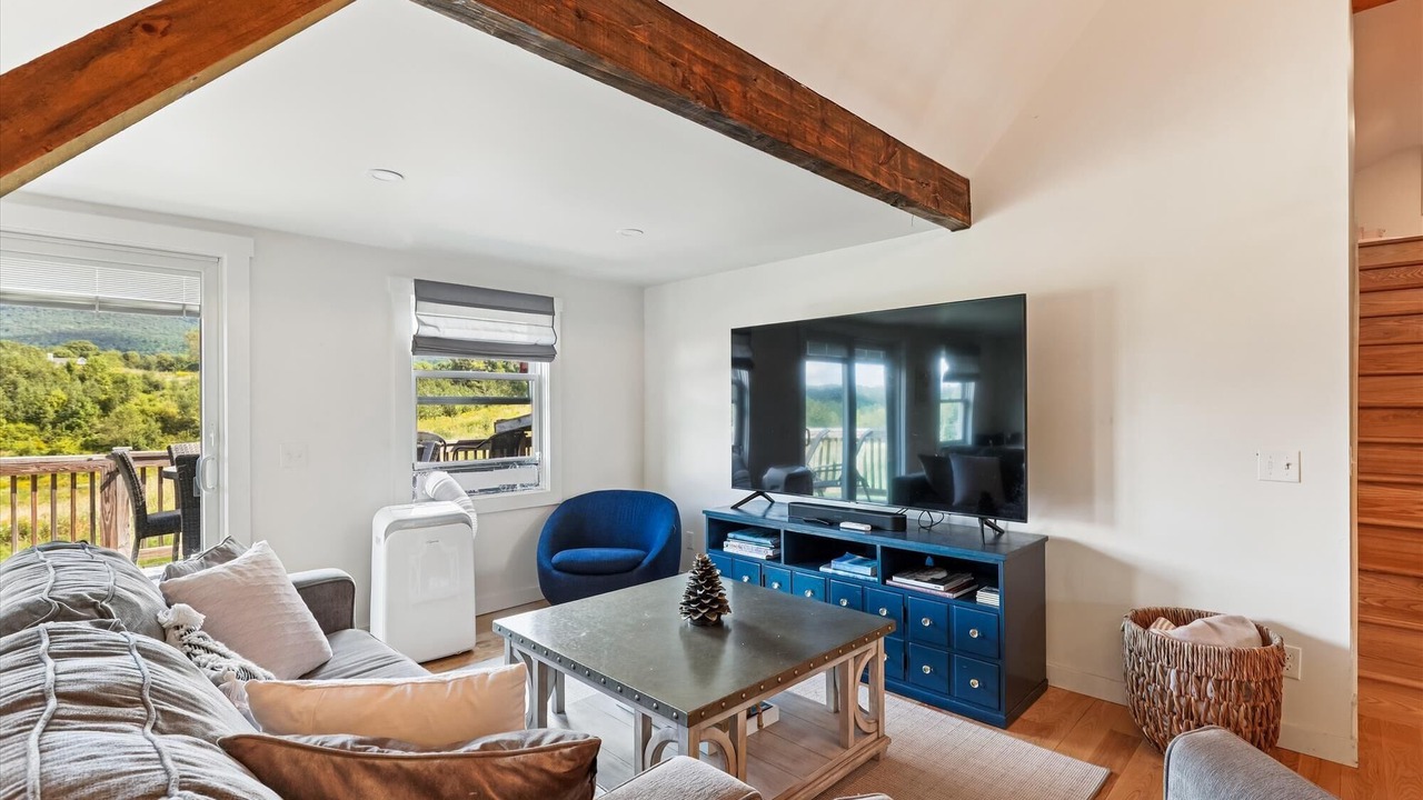 Photo of Livingroom in Morrisville