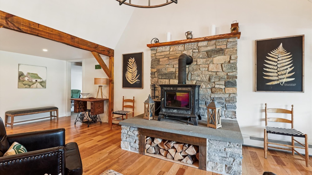 Photo of Livingroom in Morrisville
