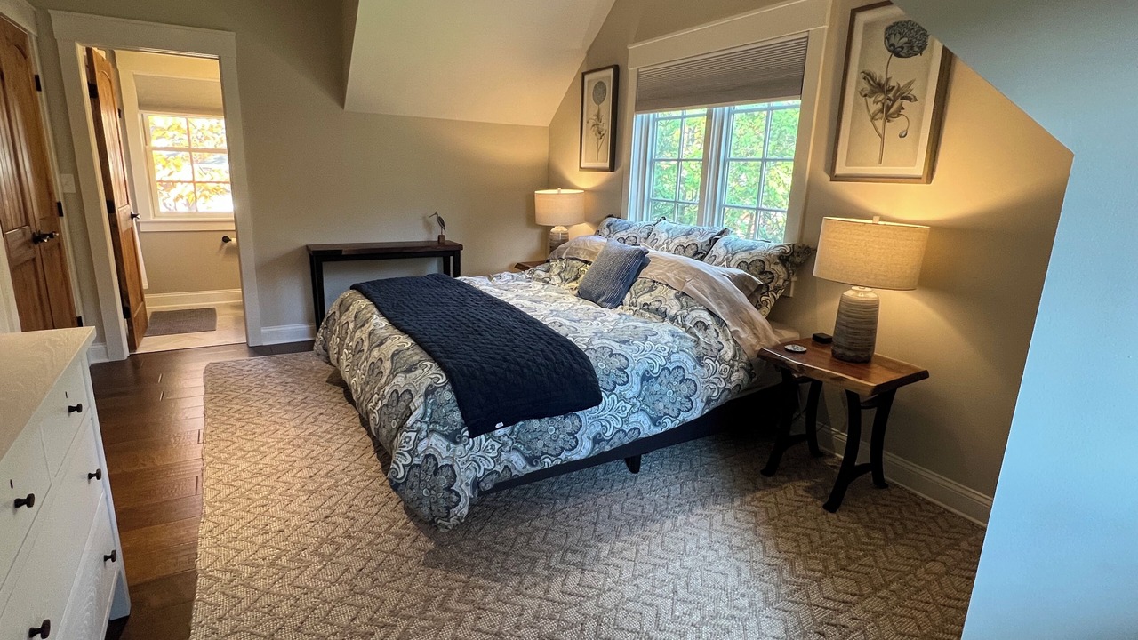 Photo of Bedroom in Kattskill Bay