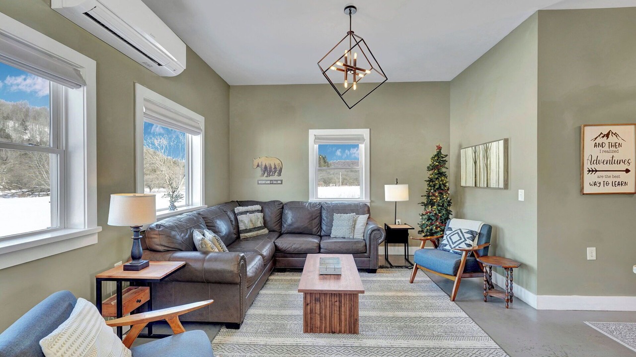 Photo of Livingroom in Great Valley