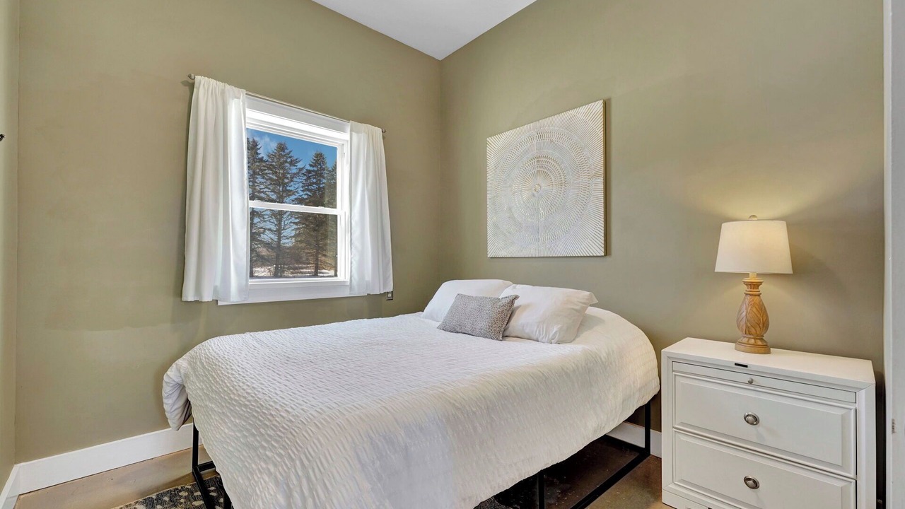 Photo of Bedroom in Great Valley