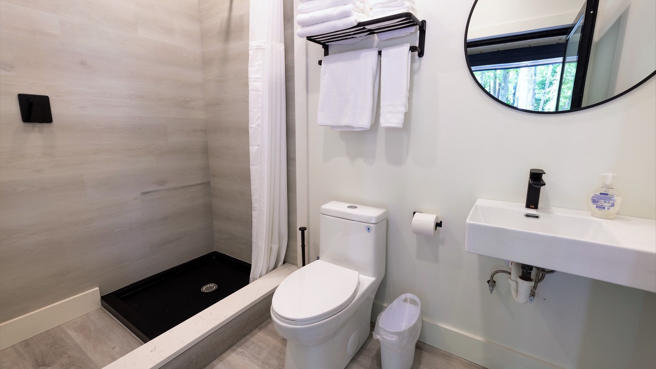Photo of Bathroom in Goldbond