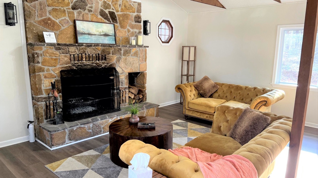 Photo of Livingroom in Berkeley Springs