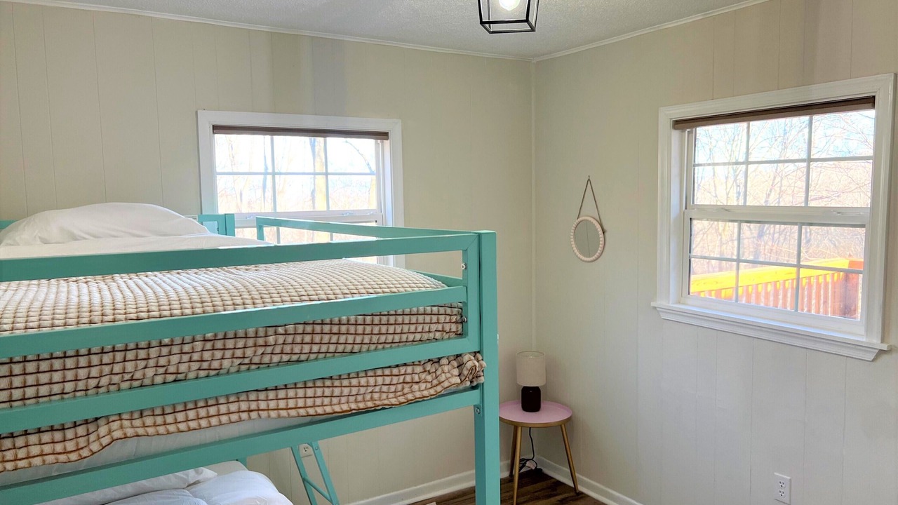 Photo of Bedroom in Berkeley Springs