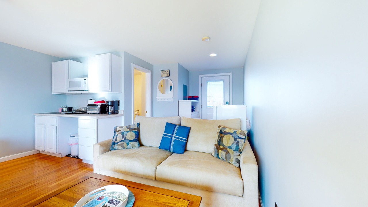 Photo of Livingroom in Hampton