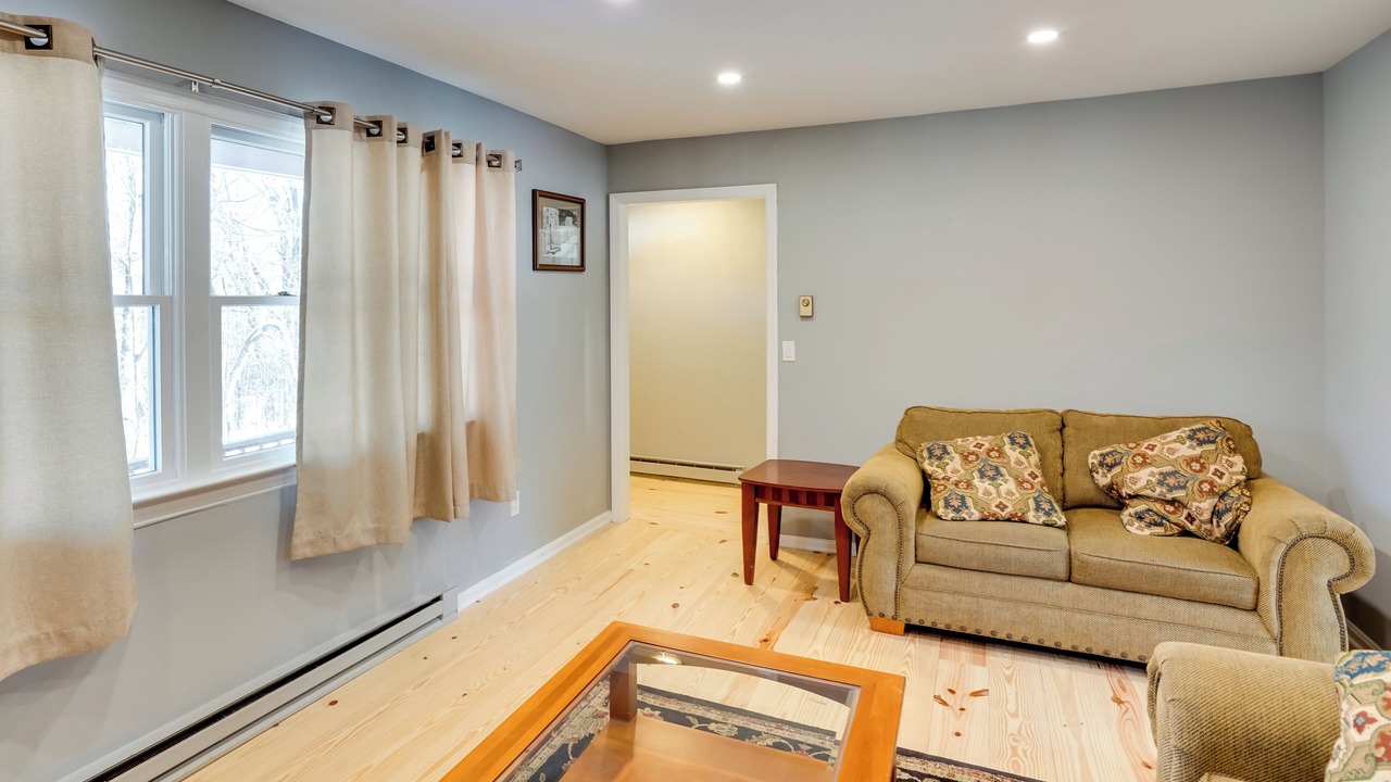 Photo of Livingroom in Whitingham