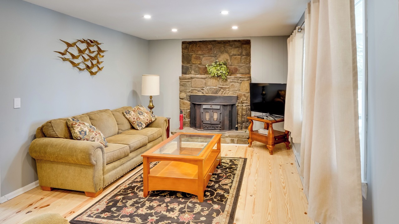 Photo of Livingroom in Whitingham