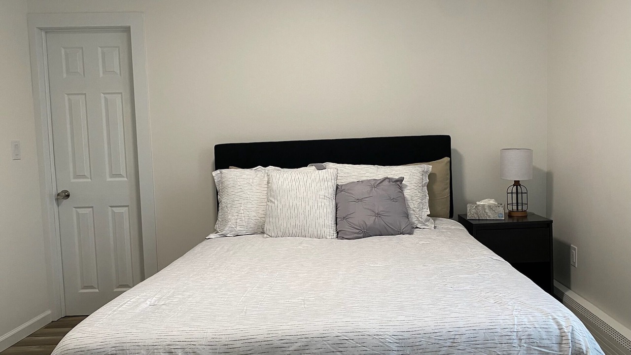 Photo of Bedroom in Whitesboro
