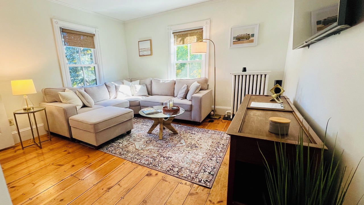 Photo of Livingroom in Portland