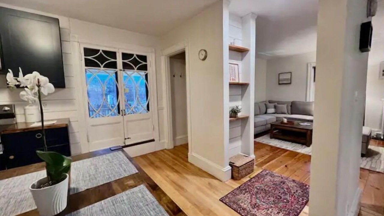 Photo of Livingroom in Portland