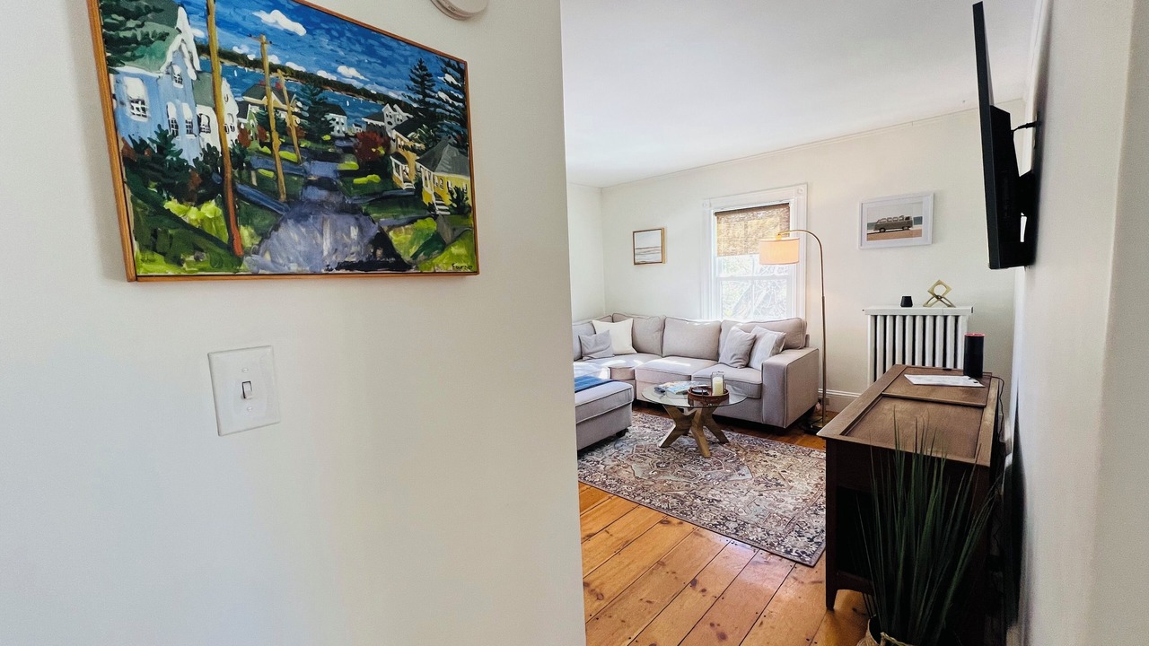 Photo of Livingroom in Portland