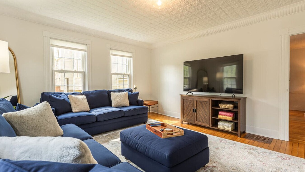 Photo of Livingroom in Bridgewater