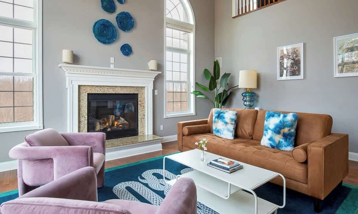 Photo of Livingroom in Pleasant Valley