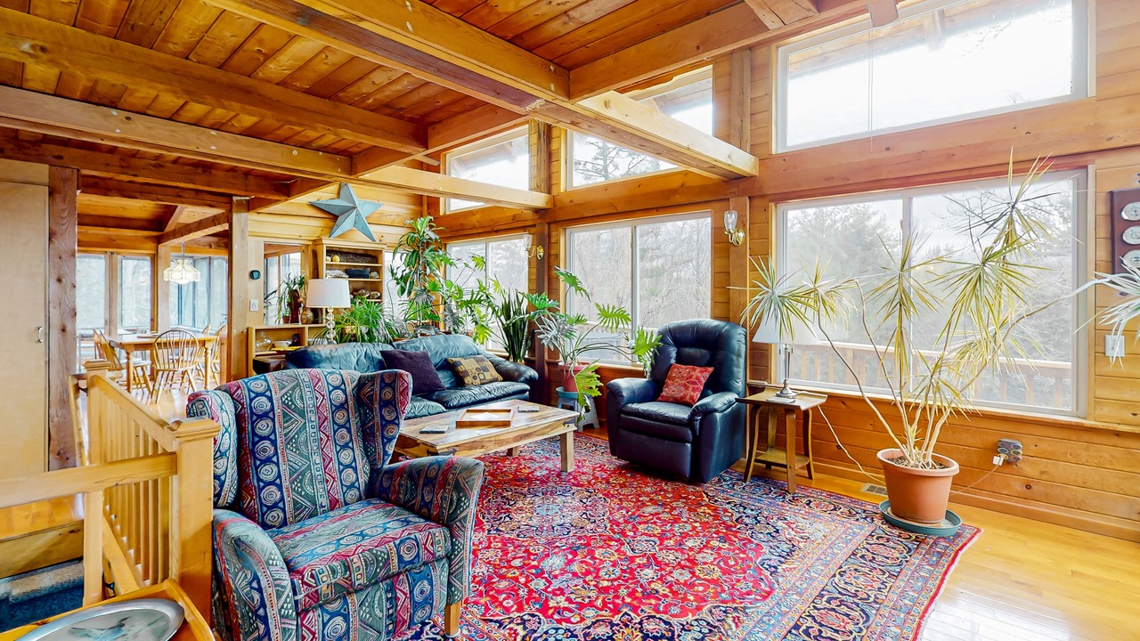 Photo of Livingroom in Williamsville