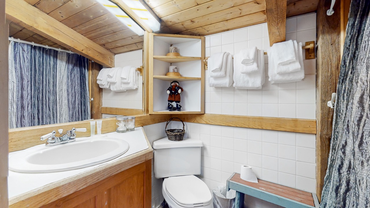 Photo of Bathroom in Williamsville