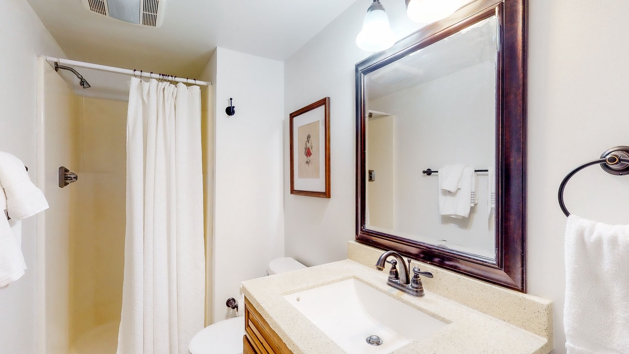 Photo of Bathroom in Brownsville